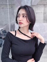 フィヴェント(Fivent)&nbsp;黒髪韓国小顔レイヤーイメチェン暗めオリーブグレークラゲヘアー