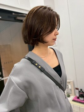 ショートボブ 顔周りカット 艶髪 透明感カラー アッシュブラウン