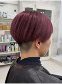 刈り上げショート女子ハンサムショートツーブロックブリーチ原宿