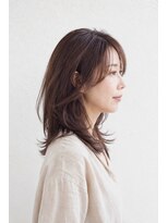 ベルス(bellus)&nbsp;顔まわりレイヤー×ラベンダーブラウン　30代　40代
