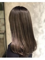 エレナ(elena)&nbsp;透明感アッシュイルミナカラー[elena/池袋]