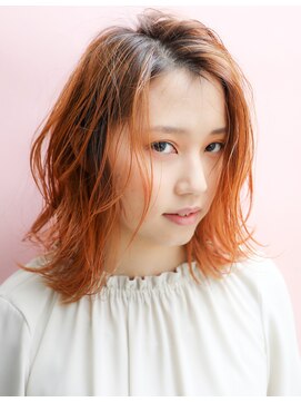 エトワール(Etoile HAIR SALON) 外ハネセミウェットミディ