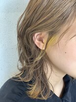 サローネ サンク(SALONE CINQ) ウルフカット×イエローカラー