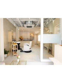 《緑橋駅徒歩7分》1席だけの”貸切”サロン＊カウンセリングに時間をかけ貴女だけの似合わせスタイルに―。