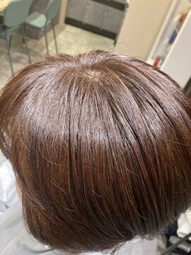 リーフヘアー(Leaf Hair) 白髪染めを使わず白髪が染まる魔法のカラー