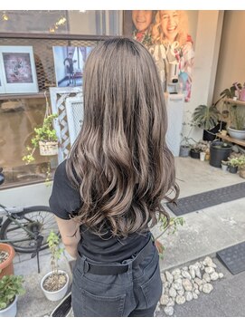 ヒカリス 東三国(HIKARIS) 笑顔溢れるグレージュ/まろカラー/グレージュカラー/透明感