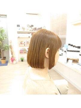 シルビジュー(Cills Bijou) ☆大人女性美髪ラウンドボブ☆