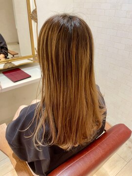 ヘアケア ラウンジ(hair care LaUNGE) ナチュラルな動きのあるロングスタイル