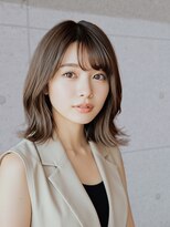 リプレイ(Replay)&nbsp;やわらかな毛流れが魅力の大人ミディアムレイヤー