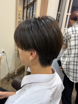 アルターリール(aL ter Rire) スパイキーショート/ブルーブラック/フェザーパーマ/杉田花乃