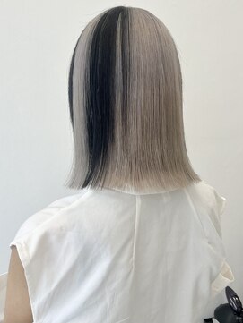 ココ 原宿(KOKO) ダークアッシュ似合わせカットミディアムレイヤーカットブロンド