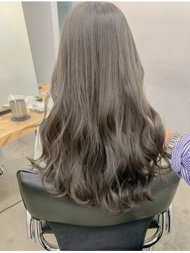 シェーン 仙台駅広瀬通店(schon) グレージュ