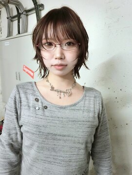 ノラ シブヤ(NORA) ★ミディアムハッシュカットウルフカットショートレイヤーウルフ