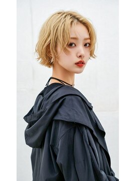 コートフィールエー(CO_T feel.a) 首元スッキリ!小顔を叶える大人カジュアルなブロンドボブ