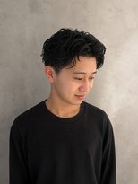 ニーイチイチ(211)&nbsp;メンズセンターパート/シャドウパーマ