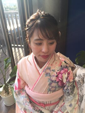 ヘアメイクハウス シーラ(Sea-la) ギブソンタック風ヘアアレンジ