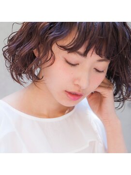 アピッシュ シェリ(apish cherie) フラットカールパーマ