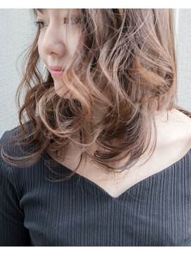 フラワード(flowered) 早朝8:30からできます♪マットベージュ