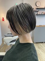 ヌード(NUDE)&nbsp;「NUDE」#イヤリングカラー インナーカラー ベージュ ミニボブ