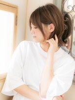 ハイル(Heil)&nbsp;【Heil】 耳掛けインナーカラーマロンベージュ前下がりショート