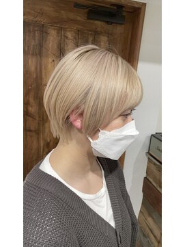 ストラト(STRAT) 【SHUN】ホワイティベージュ