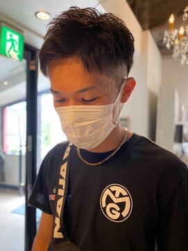 アイズ 海老名(AIZU) ツーブロショート アップバング 刈り上げショート