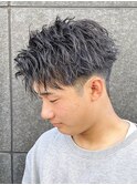 ツイストスパイラル／耳かけ／ビジネスヘア／フェード／刈り上げ