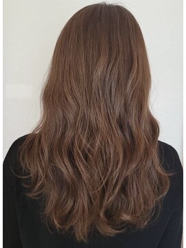 シロ(shiro.) 大人ブラウンカラー