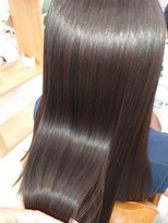 レオ 幸手(Leo)&nbsp;20代30代40代くびれヘア似合わせカット白髪ぼかしアースカラー