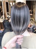 バレイヤージュグレージュハイライトダブルカラーケアブリーチ