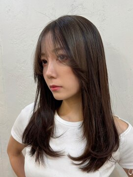 ファルベ(Farbe) ホワイトグレージュ/ミニウルフ/デジタルパーマチェリーブラウン