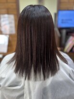 レヴィゼ&nbsp;セミロングナチュラルツヤ感ストレート