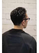 グレイスフル バーバープラチナム 六本木店(Graceful Barber platinum)&nbsp;くせ毛を活かす大人ツーブロックショート