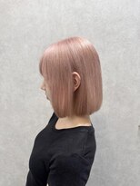 ロンド レア 天神大名店(Lond Le’a) ホワイトブロンド/外ハネボブ/美髪/ワイドバング/ブルーブラック