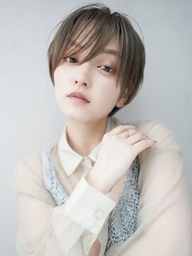 ギークス(GEEKS) 【GEEKS渋谷】冬ヘア/グレージュ/小顔/クールショート/襟足短め