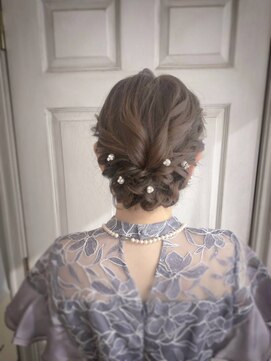 アロマ ヘアー ルーム 新宿3号店(AROMA hair room) シニヨン/パールピン/結婚式/お呼ばれ/パーティ/フェミニン/