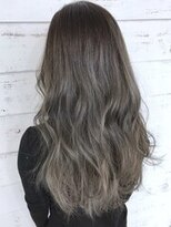 ロビー(LOBBY)&nbsp;『LOBBY』三浦イルミナカラーでモノトーンベージュ