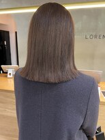 ローレン(LOREN)&nbsp;イメチェン/ホワイトブロンド/外ハネボブ/ワイドバング/栄/久屋