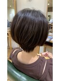 ショートボブ
