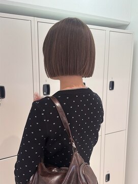 ロマリア ヒルズ 表参道 原宿(Lomalia HILLS) グレージュボブ[表参道/原宿/ダブルカラー/ケアブリーチ]