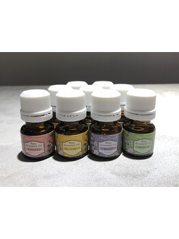 【香りを選べる天然アロマを使用したヘッドスパ】ぜひ一度、お試しください