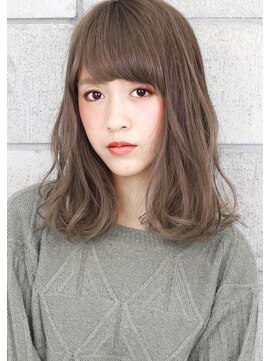 ラミ(L'ami) ☆ グレージュ ＆ 毛束感 ☆小顔 オン眉ひし形シルエットsemi☆