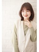 ふわっとミディアムボブ