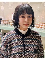 ロジ(loji) くせ毛に憧れる、ボブとパーマ