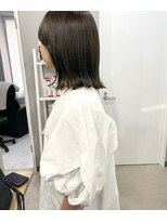 カミエ(kamie)&nbsp;＊自然な外ハネの大人ボブ 結べるボブ グレージュ 神戸 三宮