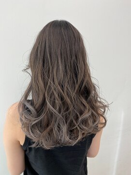 トゥルークリエイション 久喜(True Creation) グレージュ