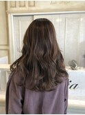 レイヤースタイル×グレージュ