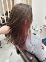 ユウル 横浜(juhl.)&nbsp;インナーカラーチェリーレッドケアブリーチダブルカラー横浜駅