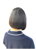 20代30代大人可愛い小顔ショートボブ前下がりショートハイライト