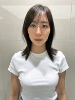 ピークアブー ワン(PEEK-A-BOO ONE)&nbsp;切りっぱなしボブオリーブカラーオリーブベージュ